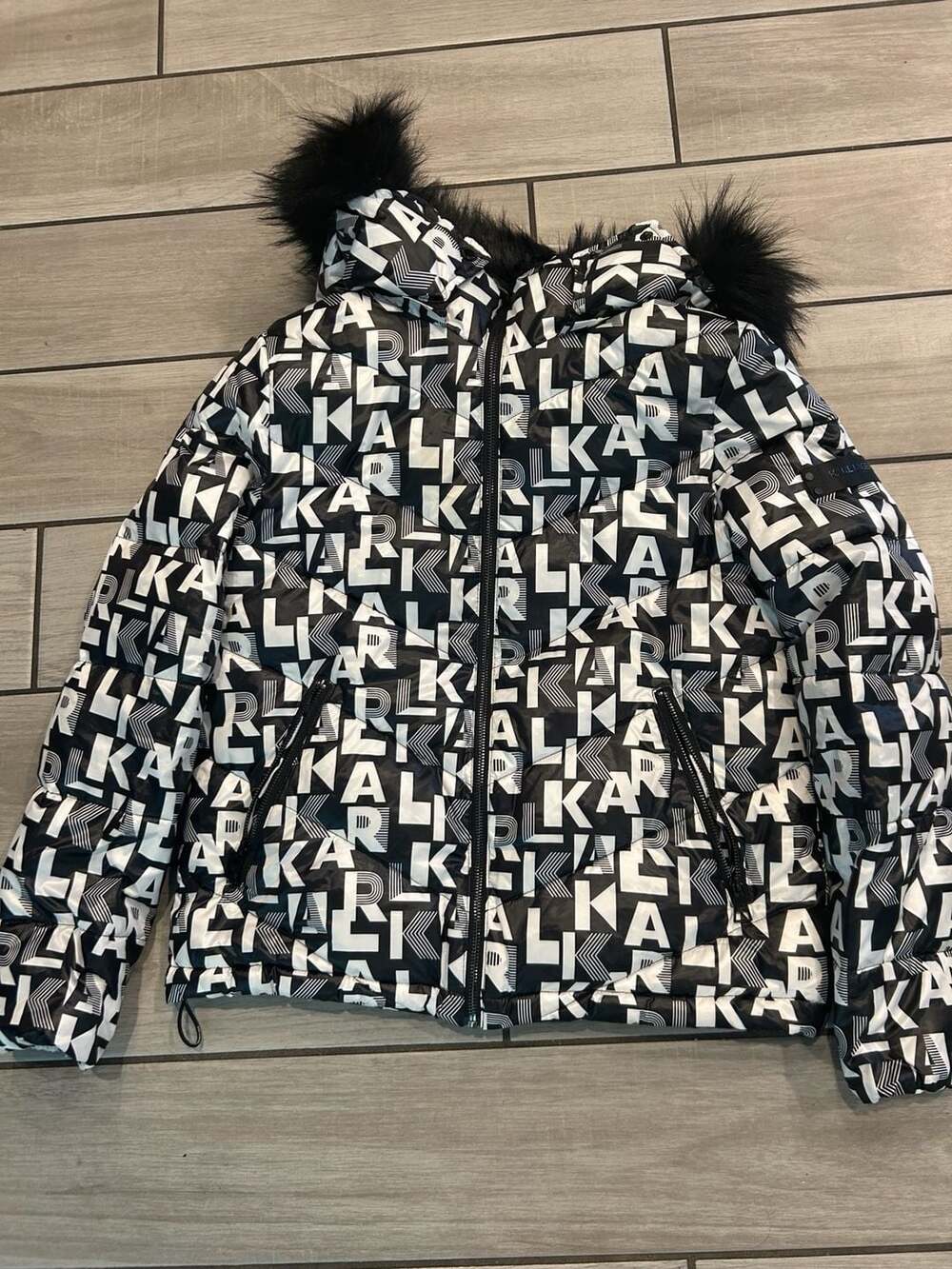 Karl Lagerfeld Paris Printed Puffer Jacket with Faux Fur Trim